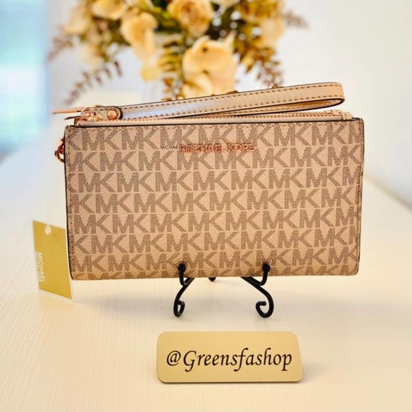 Michael Kors Double Zip Wallet With Wristlet new